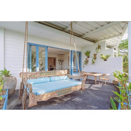 Pipeline - Breezy 1 Bedroom Oceanfront Apartment by Triang Villas