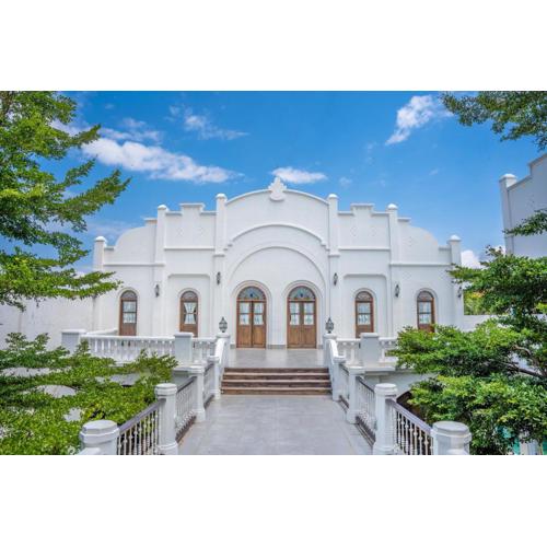 Pitaloka Hotel Sanur By DeWizZ Management