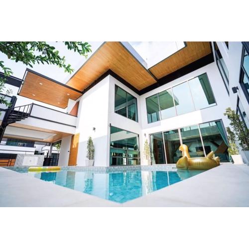 PJ Pool Villa Pattaya