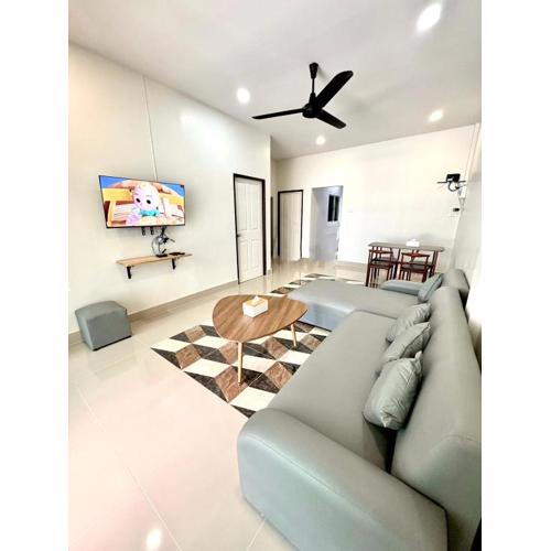 PK house and cosy 3BR @Amper Betong