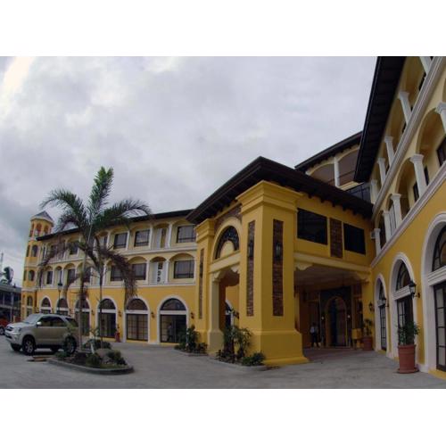 Planta Centro Bacolod Hotel & Residences