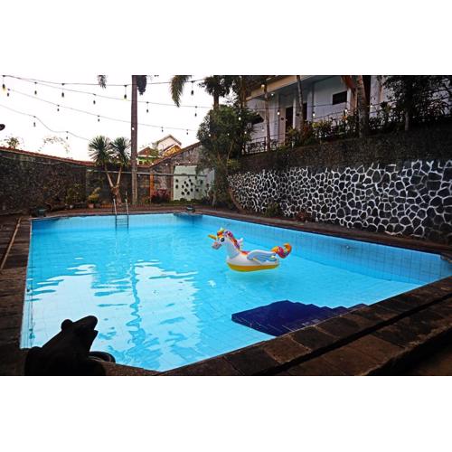 PLUM Hotel Palereman Batu