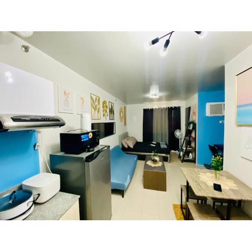 Plumera Condo Near Airport Malls & Schools with Elevator