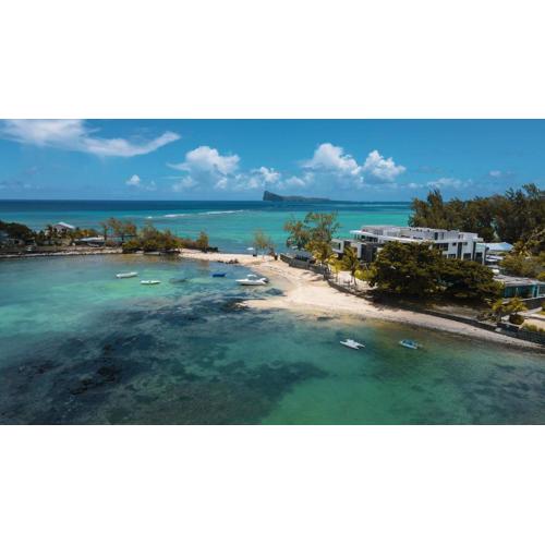 Pointe d'Azur Beachfront Homes - Pereybere