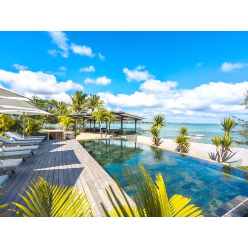 Pointe d'Azur Sea-View Apartment with LOV