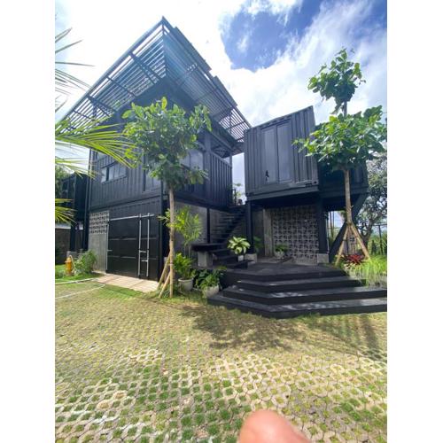 Polpo Nero Container Villa