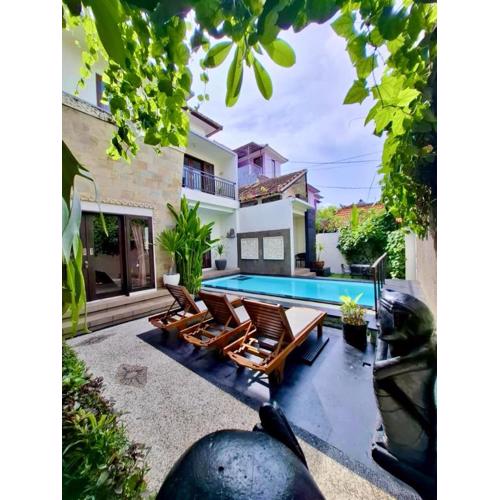 Pondok DEWI Villa - LEGIAN - 6 Bedroom Villa - Great Location