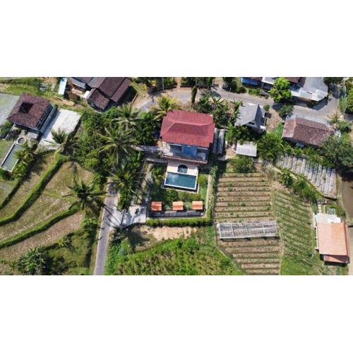 Pondok Is Oke Luxury bunggalow