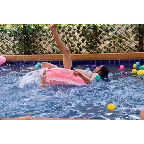 Ponly Pool Villa Huahin 4 Bedroom With BBQ Facilities & Karaoke For 8-25 Pax