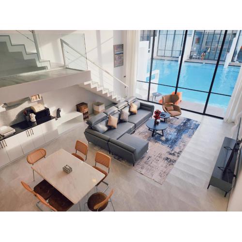 Pool Access Luxury Townhouse