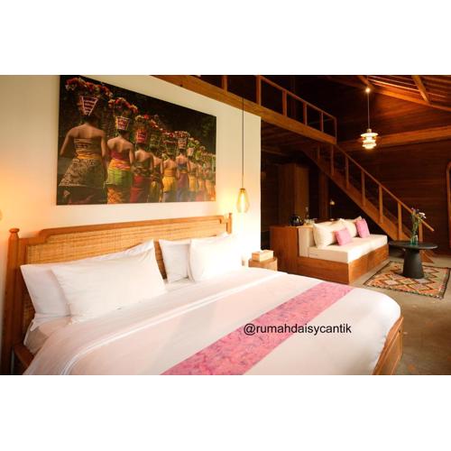 Pool and Garden View Family Room in Kaba-Kaba