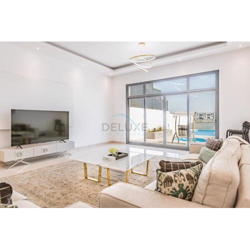 Pool and Sea Views 4BR and Maids Room Villa with Private Pool, Kid's Pool and BBQ Facility, Sharm - Al Dana Villa, Al Dana Island by Deluxe Holiday Homes