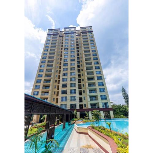 Pool, Gym, Mini-Market, Free Parking & King Bed