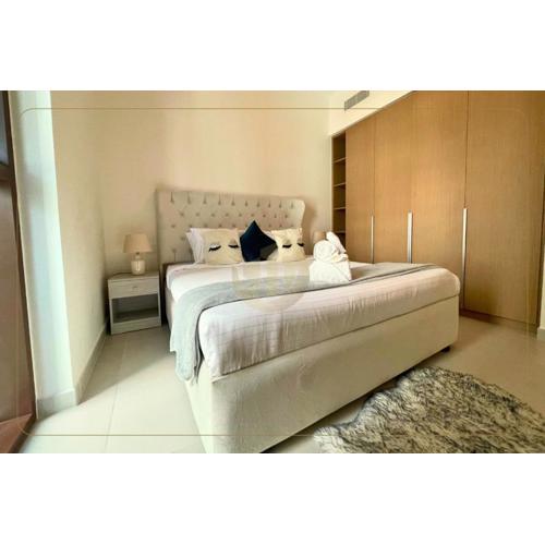 Pool View Living, Direct Beach Access- Surf Tower 2, Creek Beach