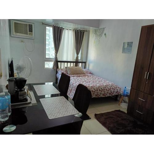 Pool view studio at The Beacon, Makati