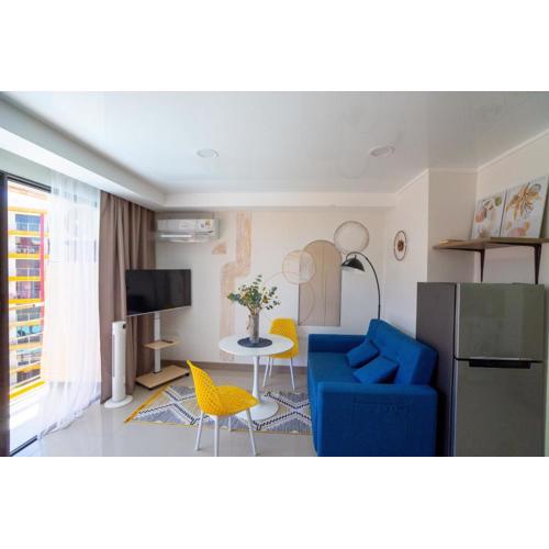 Pool View Tropic Studio