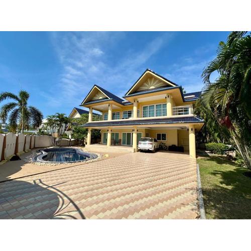 Pool Villa 4 bd Rawai Nai Harn
