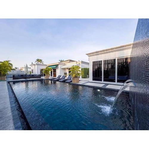 Pool Villa Pattaya H56