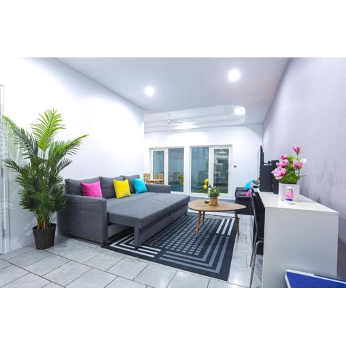 Pool Villa Pattaya Phratamnak C2- 2 bedroom