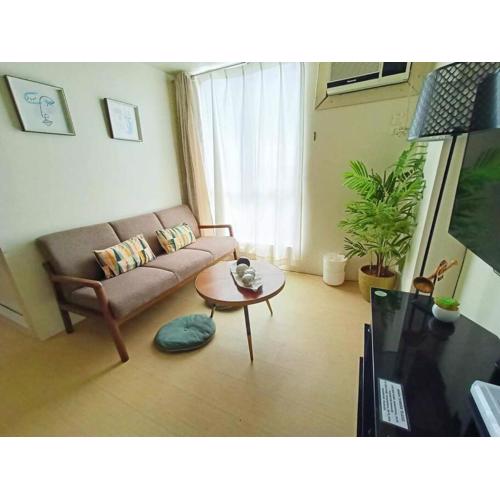 Pool WI-FI and Netflix in Cebu IT Park