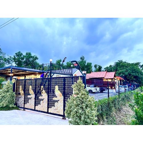 ปูณิสาวิลล่าPoonisavilla