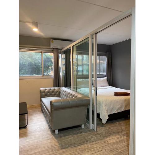 Popular Condo เมืองทองธานี