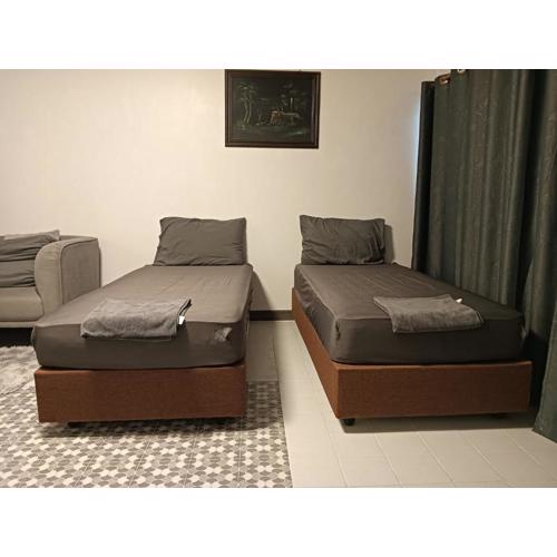 Popular Muang Thong Thani Condo, Building T9, Floor 4, Room 36