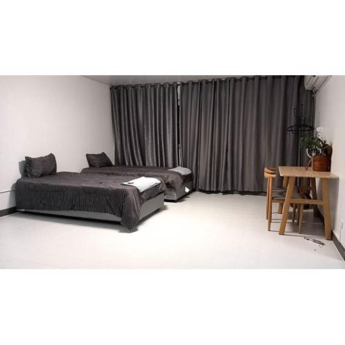 Popular Muang Thong Thani Condo, Building T9, Floor 8, Room 13