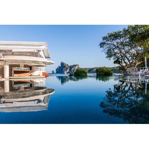 PP Charlie Beach Resort