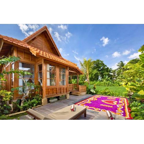 Prameswara 1 BR Wooden Private Pool Villa ZN178