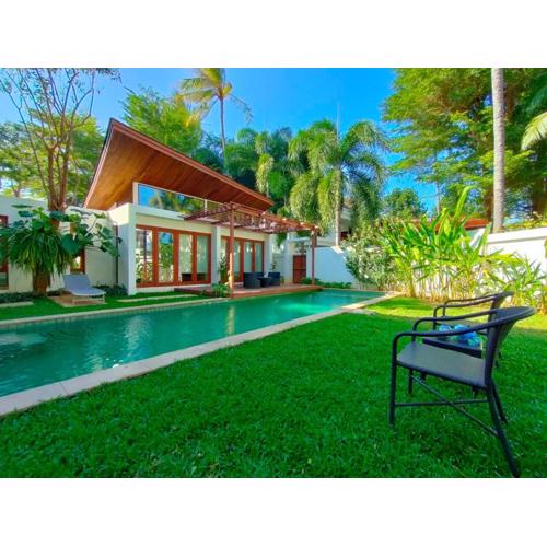 Pranaluxe 4 Bedroom Pool Villa C8