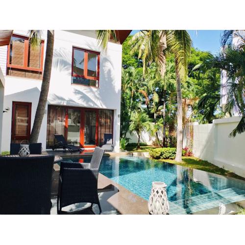 Pranaluxe Pool Villa ORG