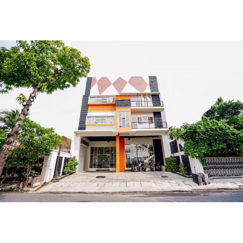 Pratisarawirya Guesthouse by ecommerceloka