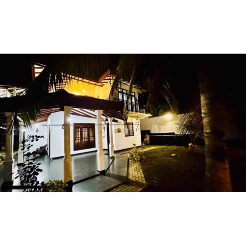 Premier Villa Tangalle