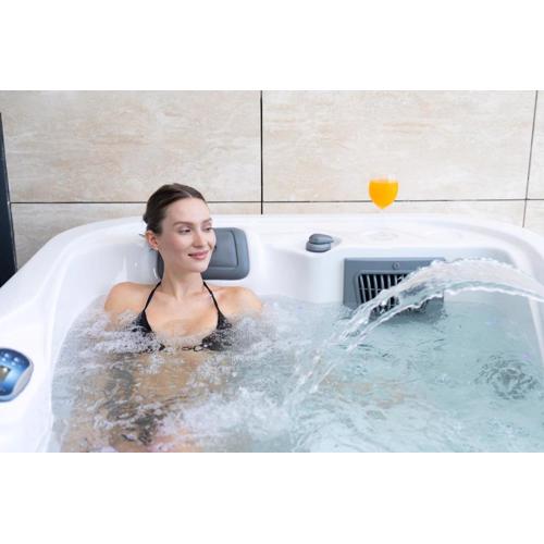 Premium Studio Private Jacuzzi Canal View