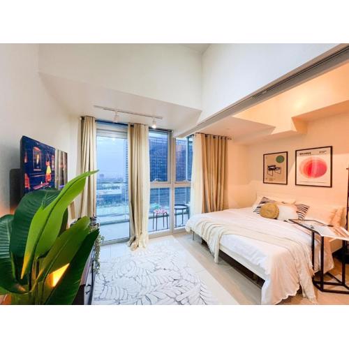 Prime BGC 1BR Near Grand Hyatt & Malls #upt215e