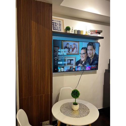 Prime Posh Downtown Condo