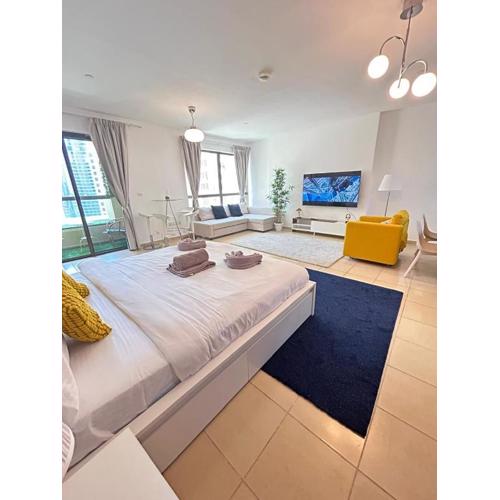 Prime Spacious Studio with Vibrant Vibes in JBR By SWEET HOMES