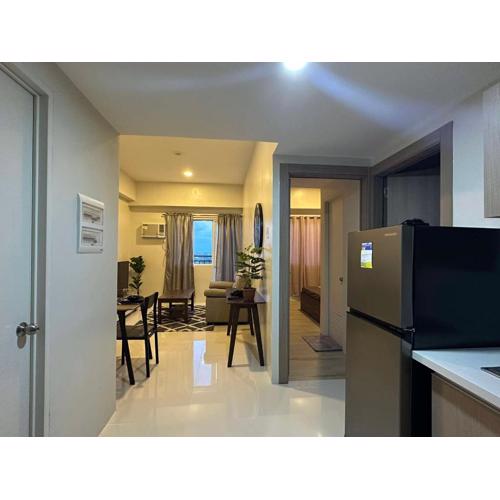 Primeworld - 2 Bedroom Family Suite with Balcony