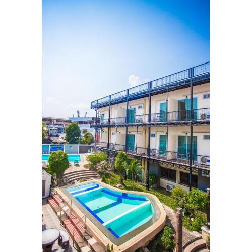 Prince Hotel Chiang Mai