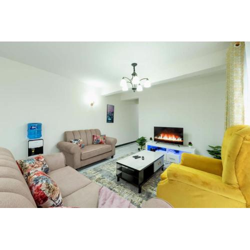 Pristine-2 bedroom apartment with free parking