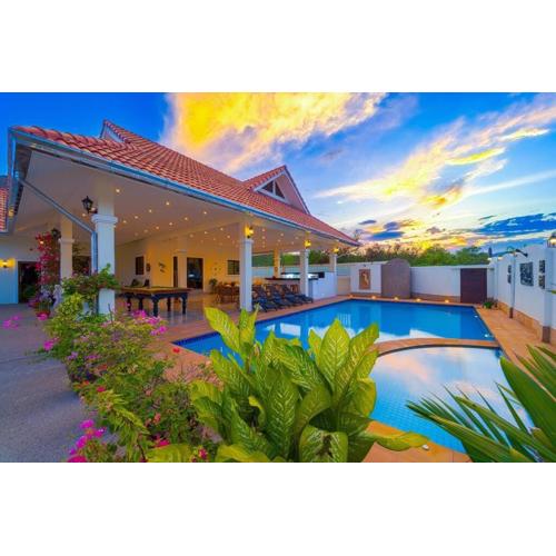 Private 3 Bedroom Pool Villa PV7