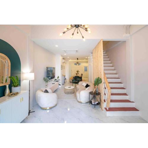 Private 4BR Model Home center Patong