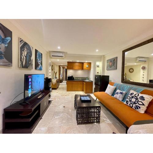 Private Apartment 6505 at the Jayakarta Residence