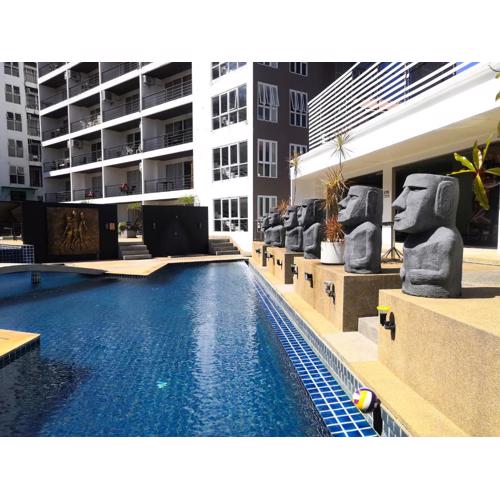 Private apartment at Bayshore by Lofty