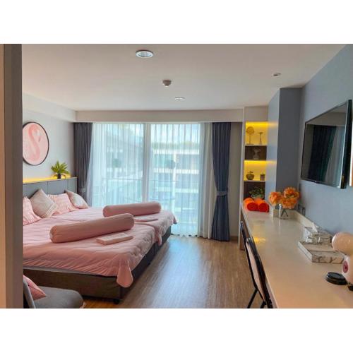 Private apartments near Kata beach