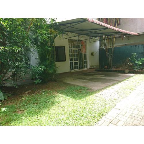 Private Guest Room 3 Bunks & Bath Rathanapitiya