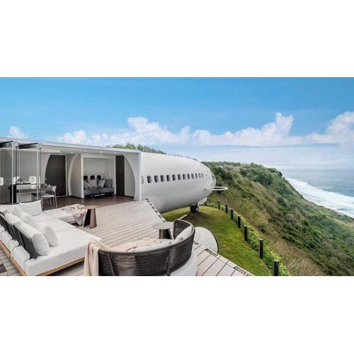 Private Jet Villa on top of the Nyang Nyang Beach Cliff