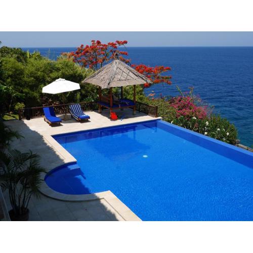 Private Luxury Villa Celagi - with large infinity pool and ocean view