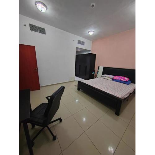 Private Master Room Marina Beach next to Marriott